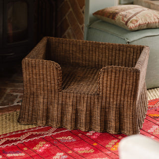 Lassie-dog-bed-in-living-room